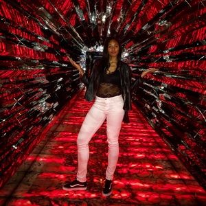 Meet your Posher, Sareea